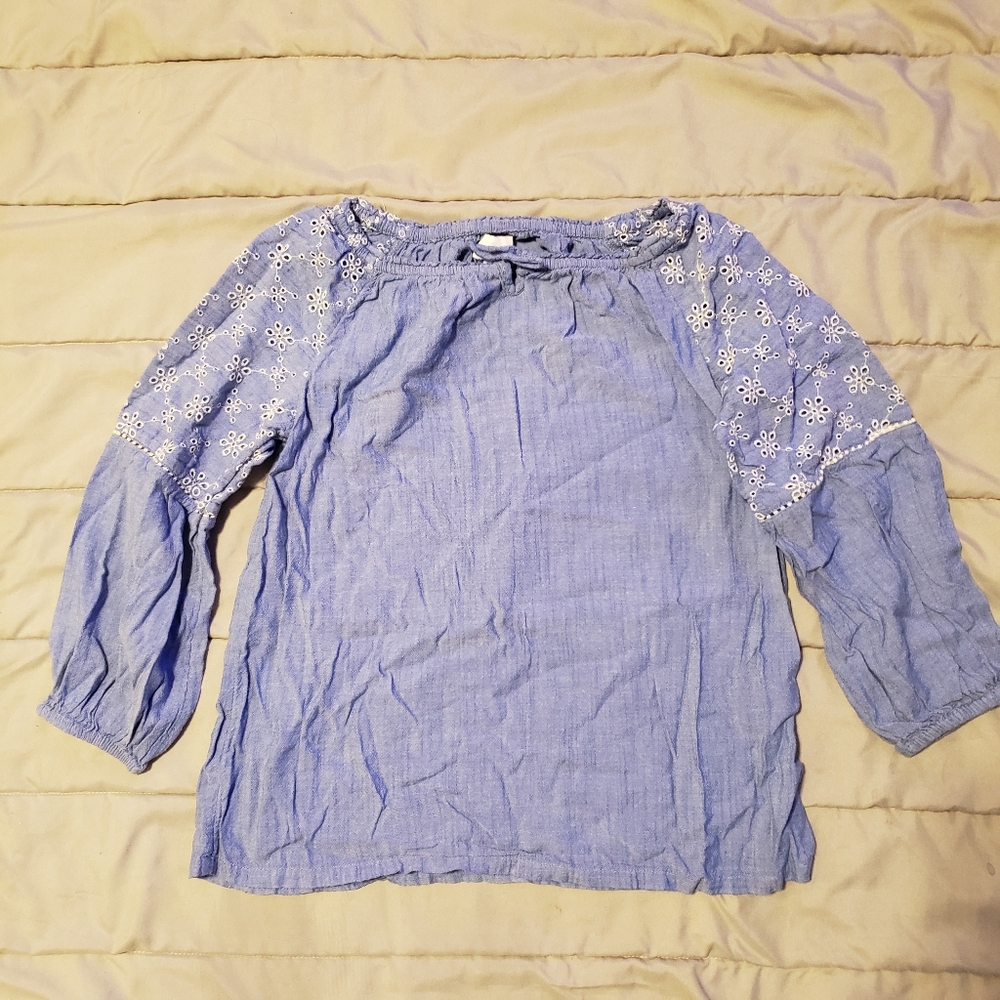 Old Navy Girls Pretty Blue Blouse Top with Cut Out Embroidered Sleeves XL